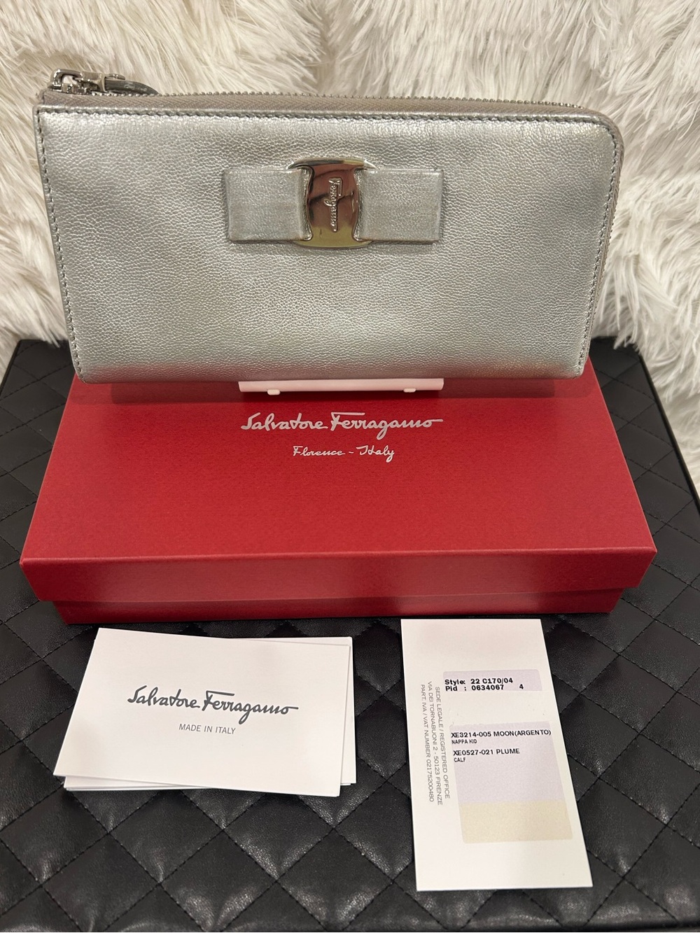 Salvatore Ferragamo Metallic Silver Vara Bow Zip Wallet - full inclusion